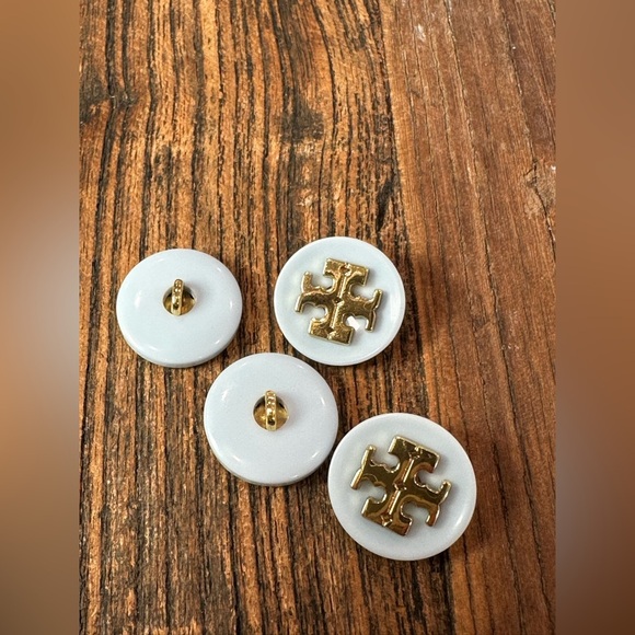 Tory Burch Gold Emblem on light blue and gold Buttons set of 5 - Picture 3 of 3